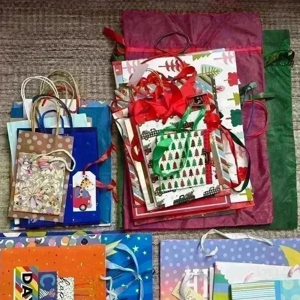5 POUNDS 42 Pcs Gift Bags For All Occasions — Birthday Baby Shower Christmas
